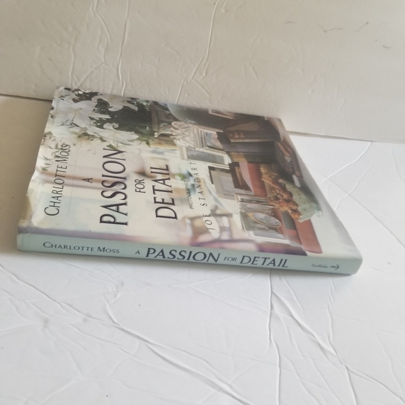 Decorating Book - Picture 4 of 6